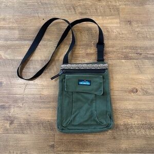 Kavu Green Crossbody Bag with Patterned Trim